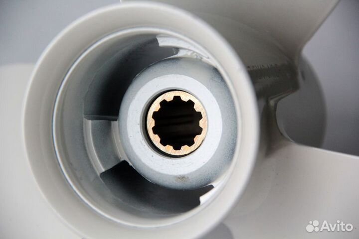 Винт гребной Yamaha 25-30, 9 7/8 х 13