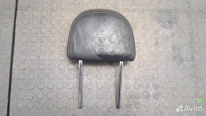 Подголовник Volkswagen Amarok, 2011