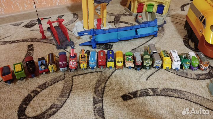 Паровозики и наборы Чаггингтон Chaggington