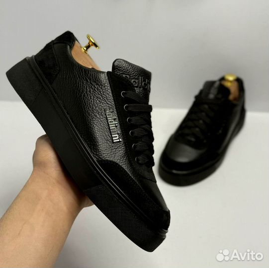 Кроссовки Baldinini эргономичные