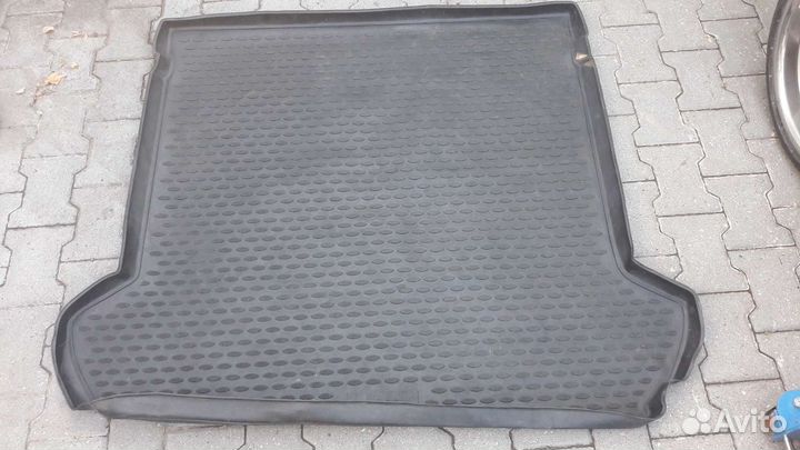 Ковер в багажник volvo xc90
