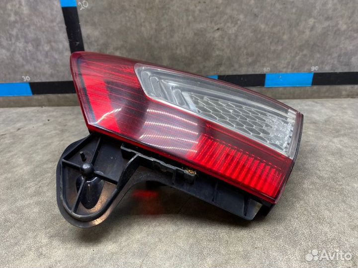 Фонарь задний правый Ford Mondeo 4 2.0 ecoboost