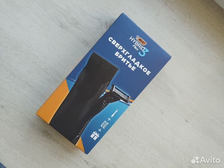 Бритва bic + чехол