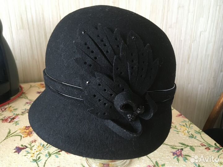 Женский головной убор