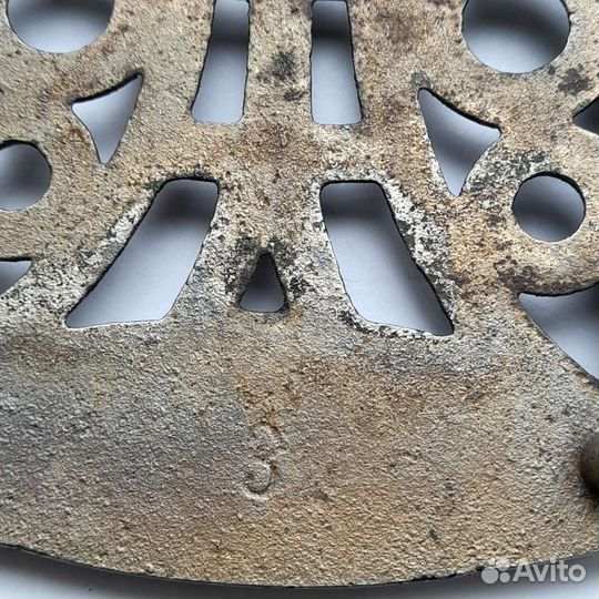 Подставка для утюга антикварная