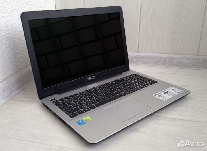 Asus (Core i3-5010U, nVidia 940M-2Gb, SSD+HDD, 8Gb