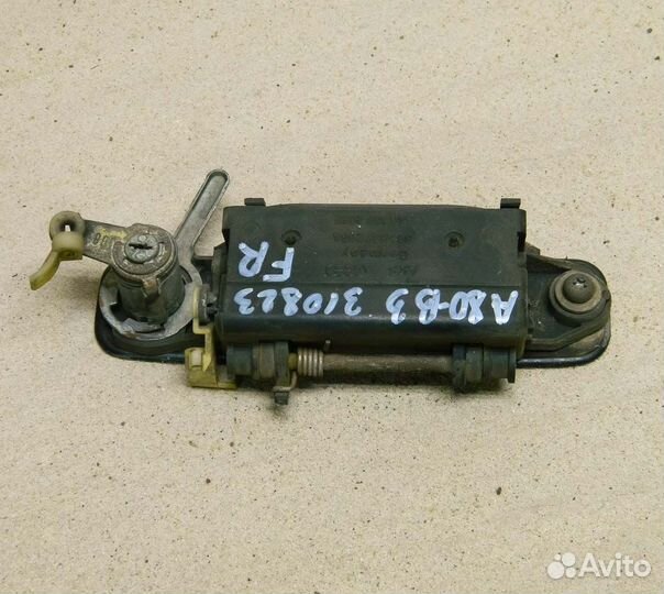 Ручка двери передней правой наружная Audi 80 B3