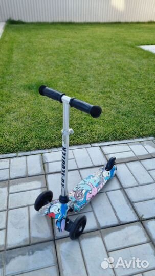 Самокат детский трехколесный