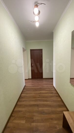 1-к. квартира, 42 м², 1/9 эт.
