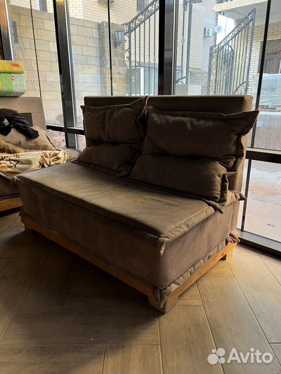 Диваны для кафе