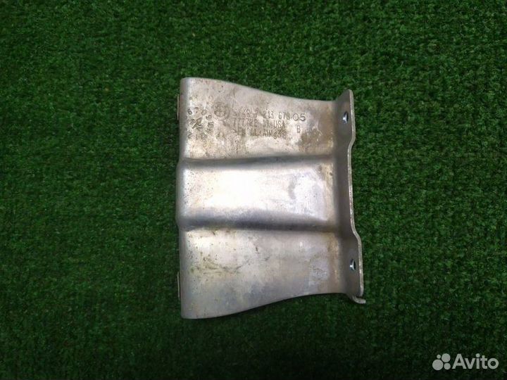 Кронштейн Bmw X3 F25 2010