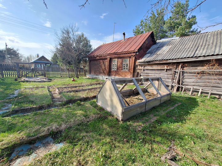 Дом 35 м² на участке 21 сот.