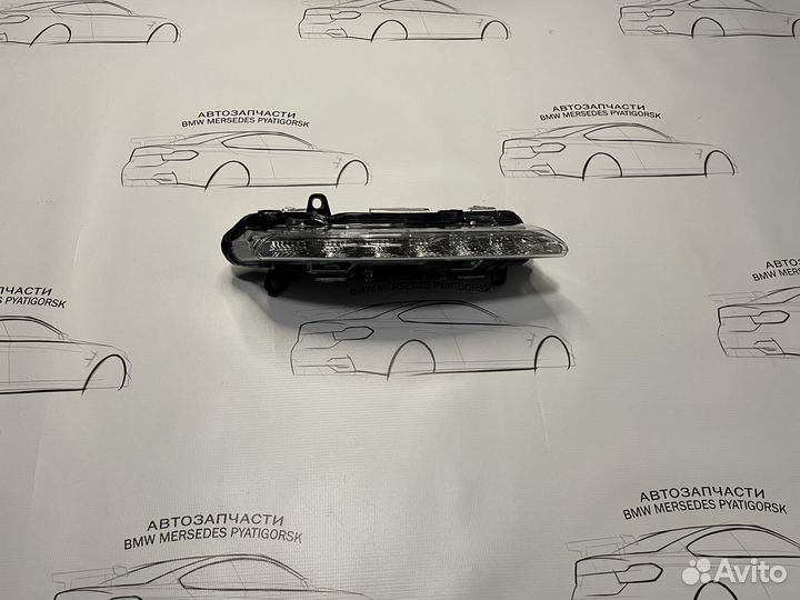 Правый дневной ходовой огонь Mercedes W221 W204