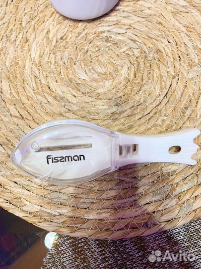 Рыбочистка с контейнером fiszman