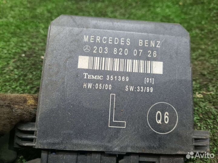 Блок комфорта задний левый Mercedes C-Class W203