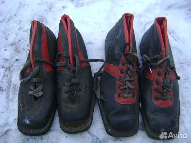 Лыжные ботинки