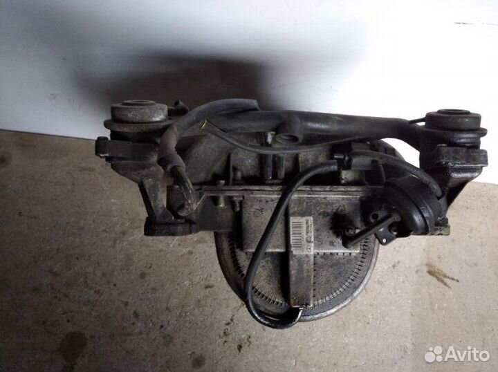 Коллектор впускной Mercedes Benz W210 2001