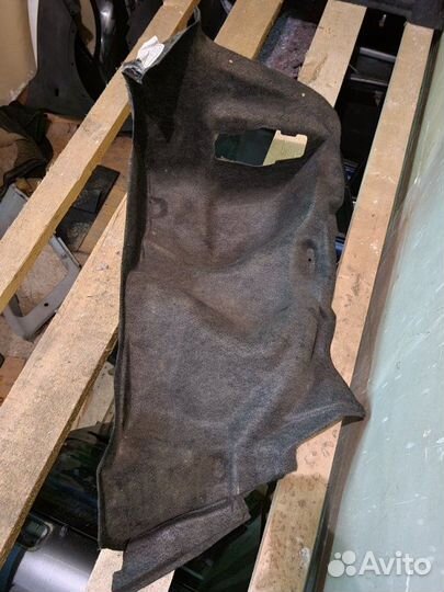 Обшивка багажника Toyota Corolla E120 2003