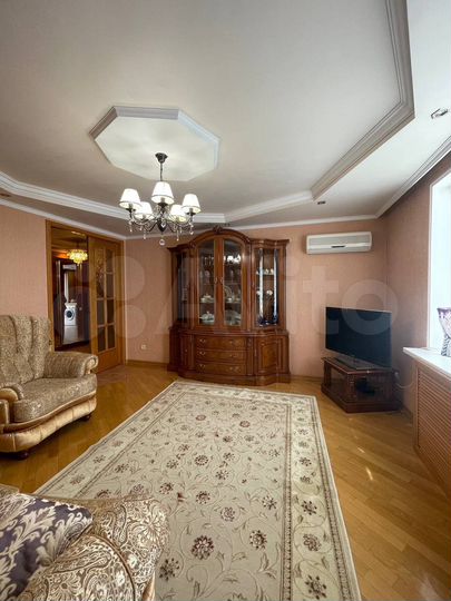 3-к. квартира, 80 м², 5/6 эт.