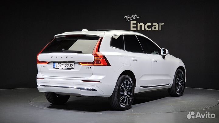 Volvo XC60 2.0 AT, 2022, 37 500 км