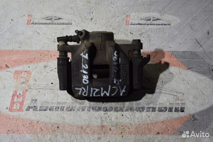 Суппорт зад лево c Toyota Ipsum ACM21W 2AZ-FE