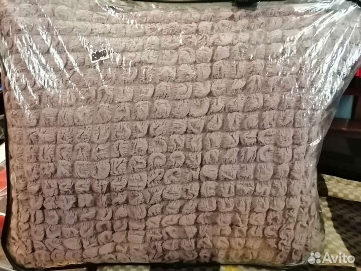 Шторы, пледы, подушки