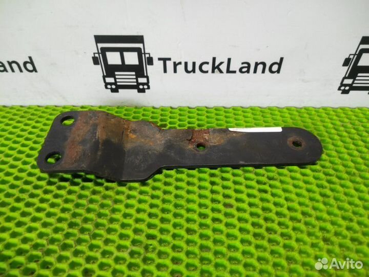 Кронштейн шумоизоляции двигателя задний правый Man