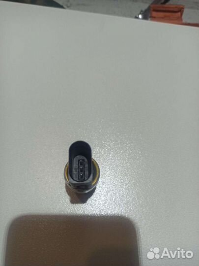 Датчик давления кондиционера vag