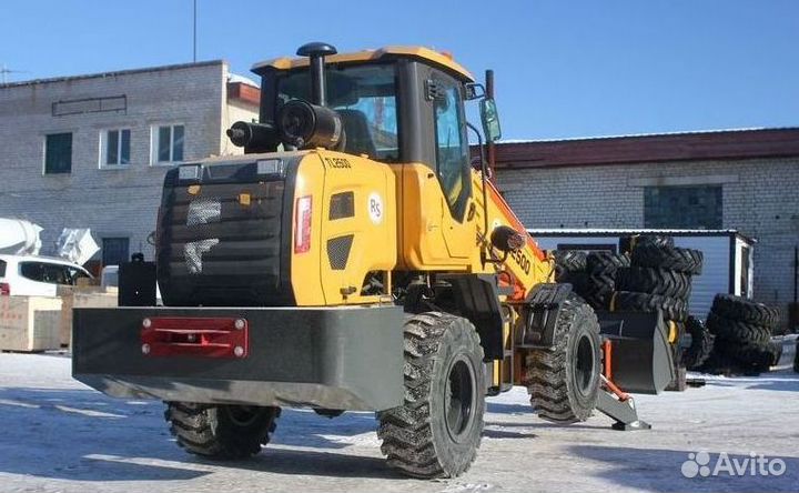 Телескопический погрузчик Redstar TL2500, 2024