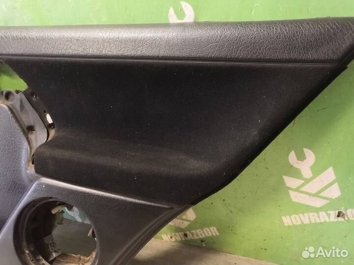 Обшивка двери задней правой Фольксваген Гольф 3