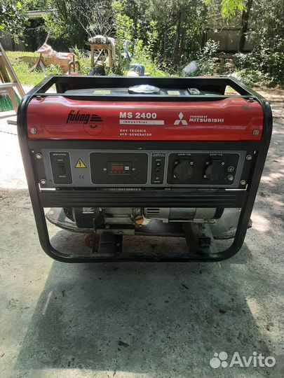 Бензогенератор бу