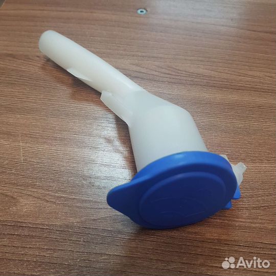 Горловина бачка омывателя Ford Focus 3