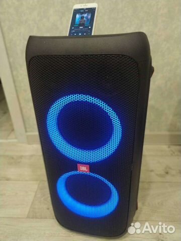Портативная колонка jbl