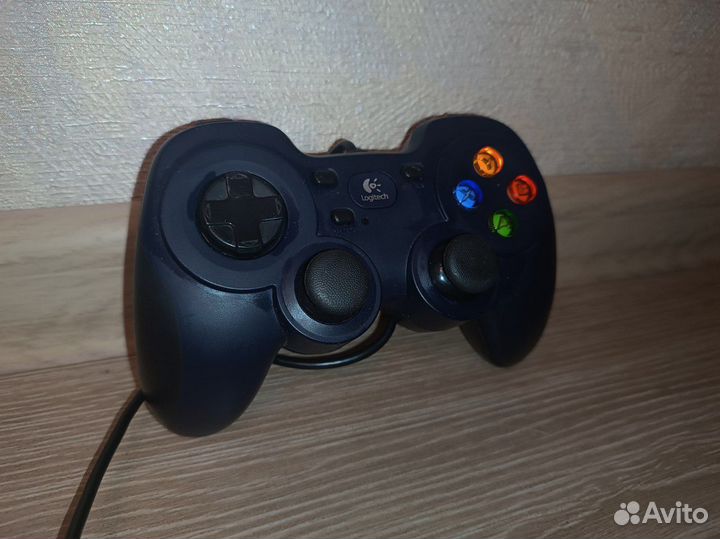 Геймпад проводной Logitech F310