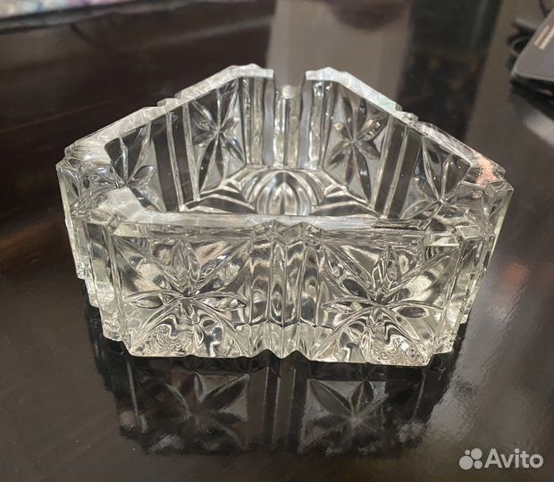 Хрустальная пепельница