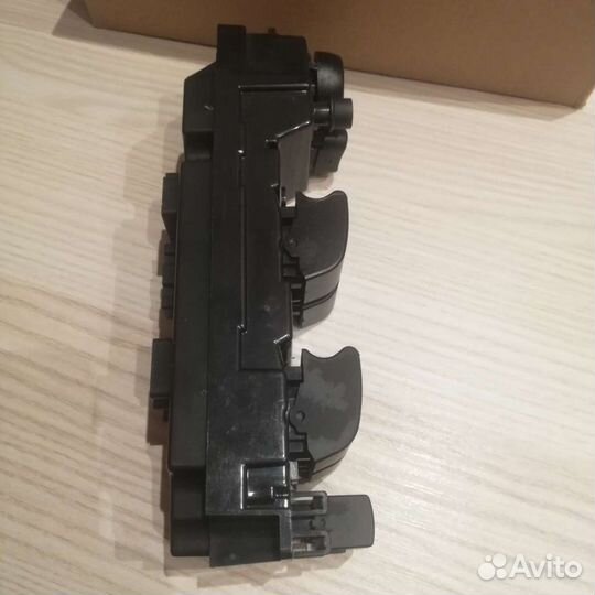 Блок стеклоподьемников mazda 6 gh