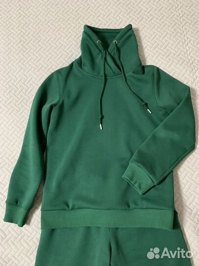 Костюм женский