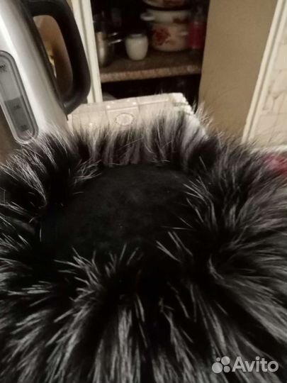 Шапка из чернобурки новая на вязаной основе