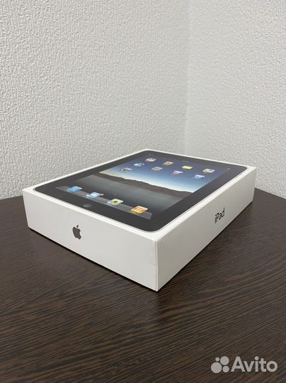 iPad первого поколения. Коробка и пакет