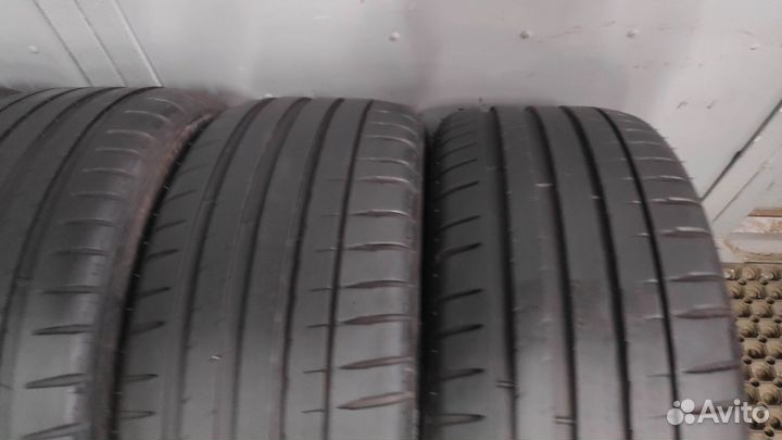 Michelin Pilot Sport 4 225/40 R18 92Y