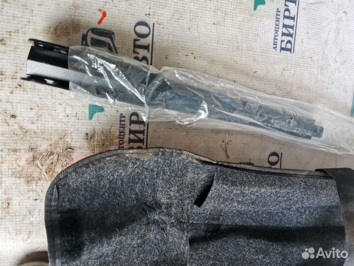 Буксировочная петля Chevrolet Cruze I (2009—2012)