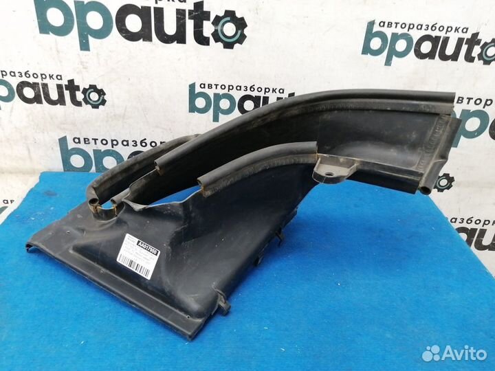 Воздуховод HY32-711460-AC Land Rover Discovery V