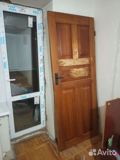 Дверь входная деревянная бу