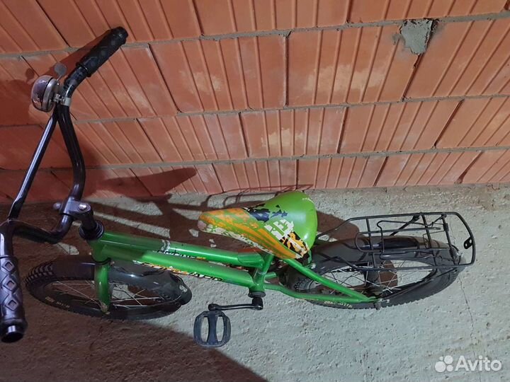 Детский велосипед 16