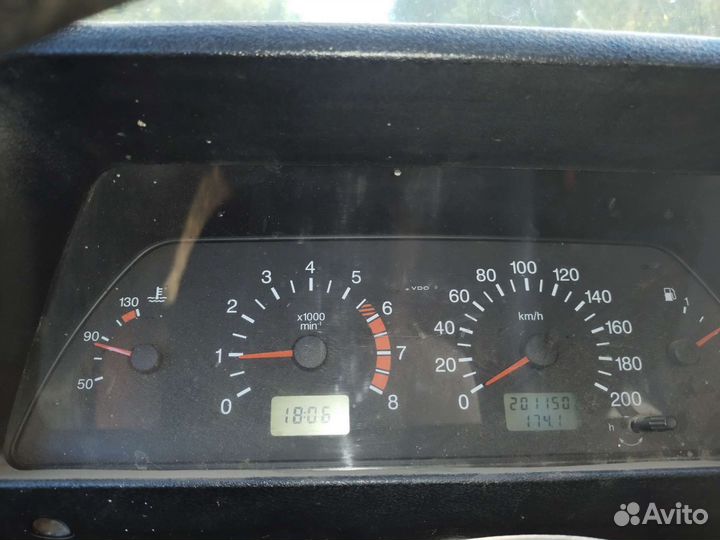 ВАЗ 2329 1.7 МТ, 2011, 200 000 км
