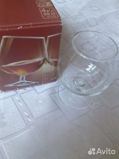 Коньячные бокалы