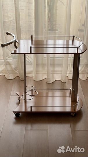 Столик сервировочный на колесиках