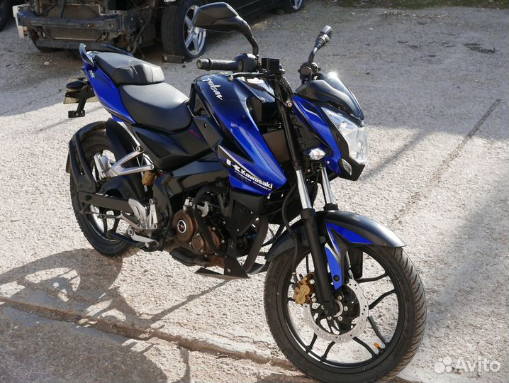 Мотоцикл Bajaj Pulsar NS 150