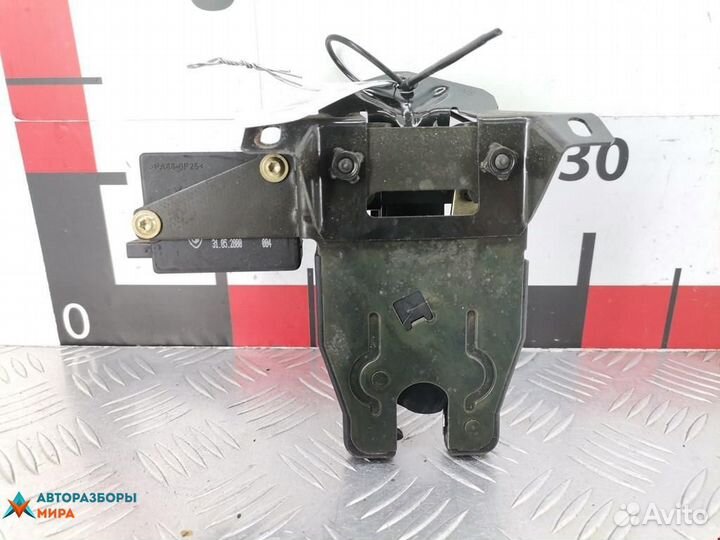 Замок багажника BMW 5 E39 2000 51248168892
