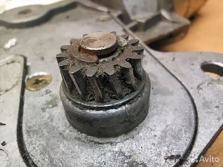 Моторчик люка, Nissan Maxima j30